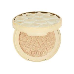 tarte Amazonian clay shimmering light